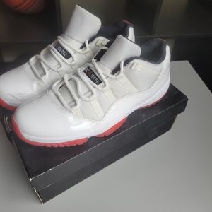 Jordan 11 Low sz14